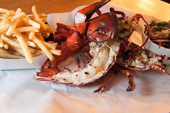 Burger and Lobster Restaurant Review