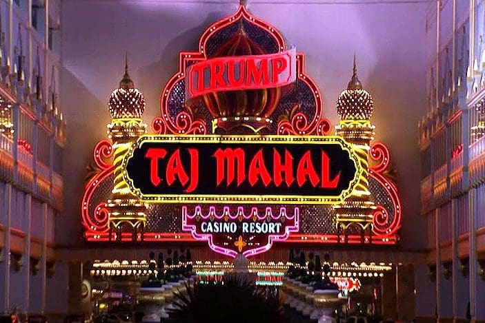Adam Curtis film on Trump, Putin, Reality TV and HyperNormalisation