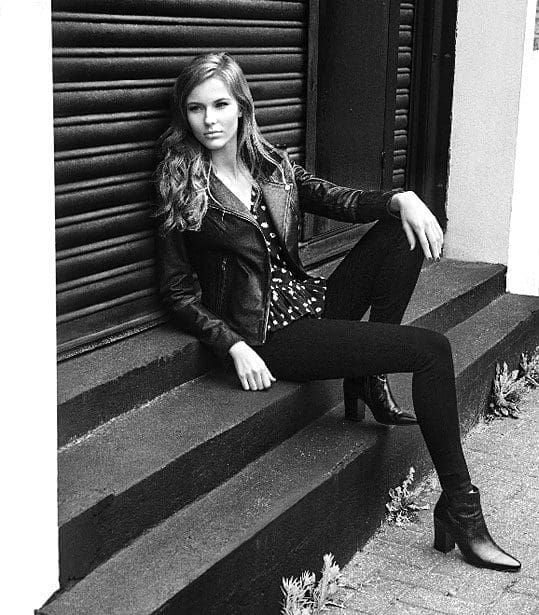 Black Jeans are a must this season – Some of our favourite styles