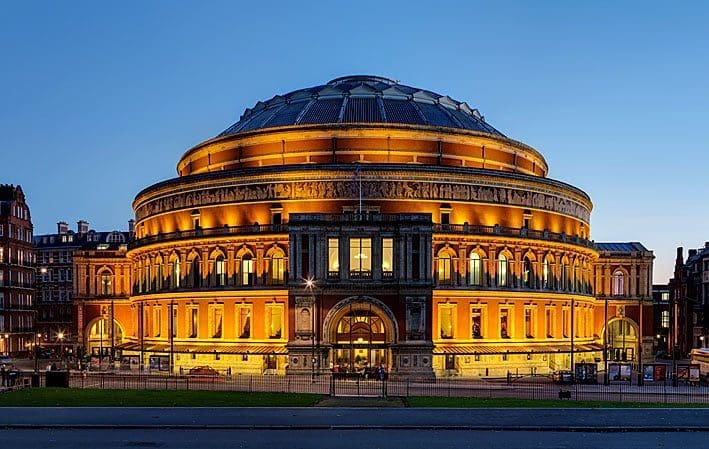 Four luxury London experiences that will have you feeling like a VIP