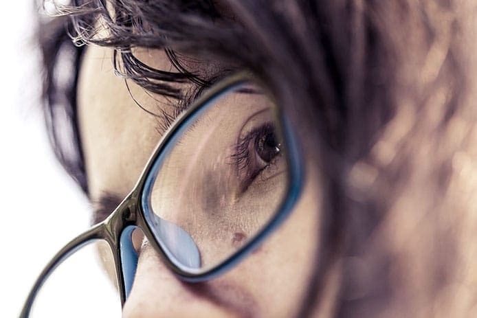 The day wearing glasses suddenly became cool