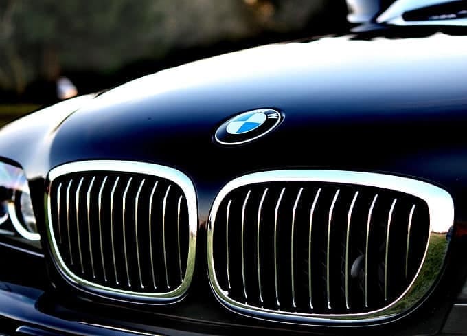 BMW 3 Series 40 years old – How does the tech stack up?