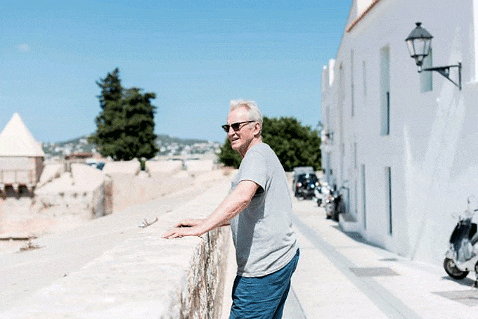 Larry Lamb on a cultural adventure as he cruises the Med