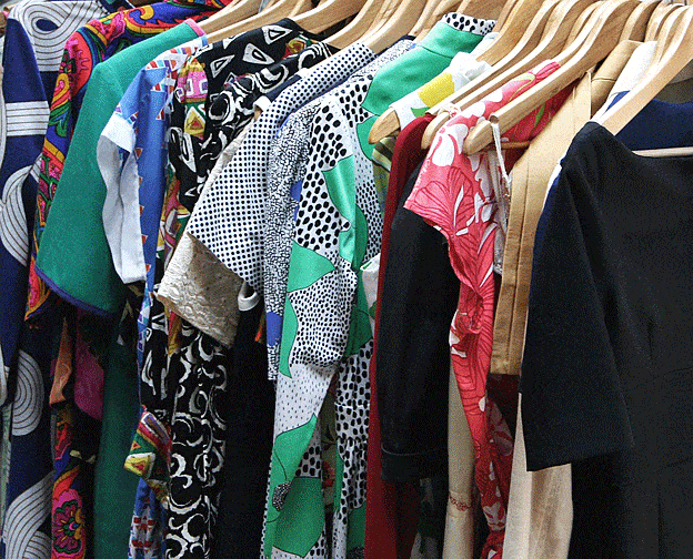 Save on latest fashion trends through the wholesale trade
