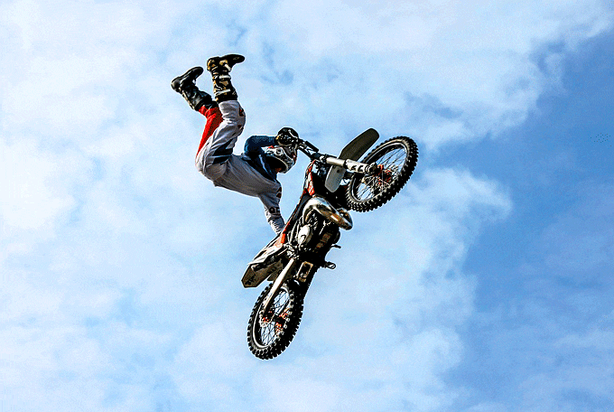 What to consider before pursuing a career in stunts