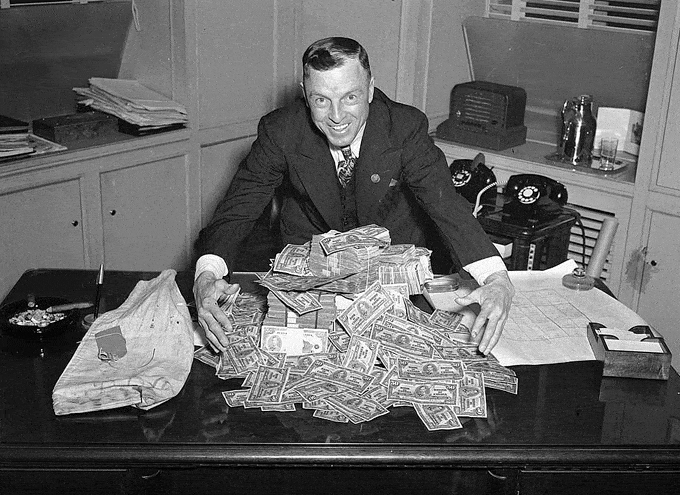 4 simple ways to boost your financial wellbeing in 2018