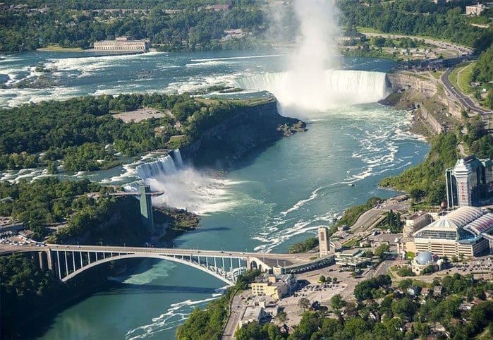 5 unique restaurants near Niagara Falls