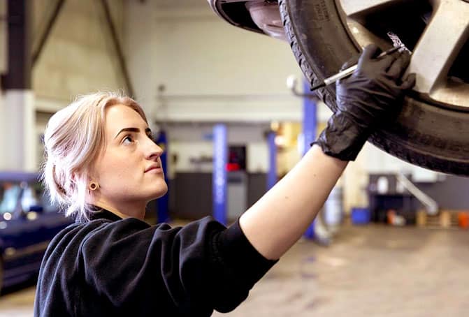 Book yourself a free MOT this Autumn