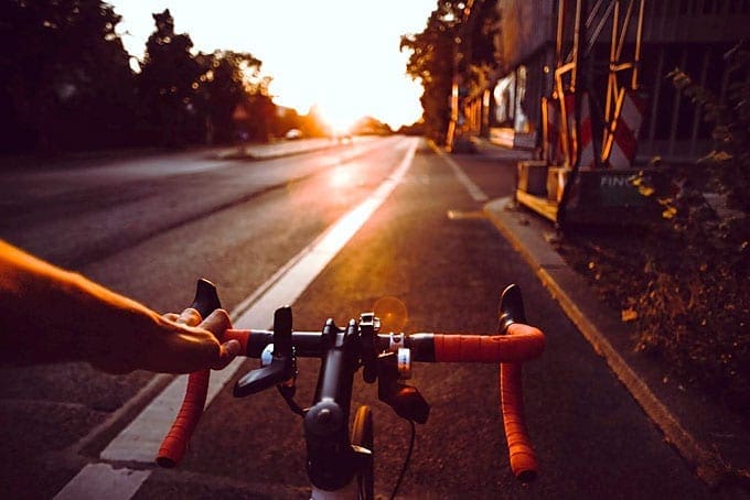 Cycling for students – save money and stay safe on the UK’s roads