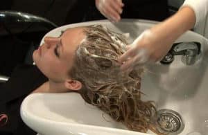 wash hair