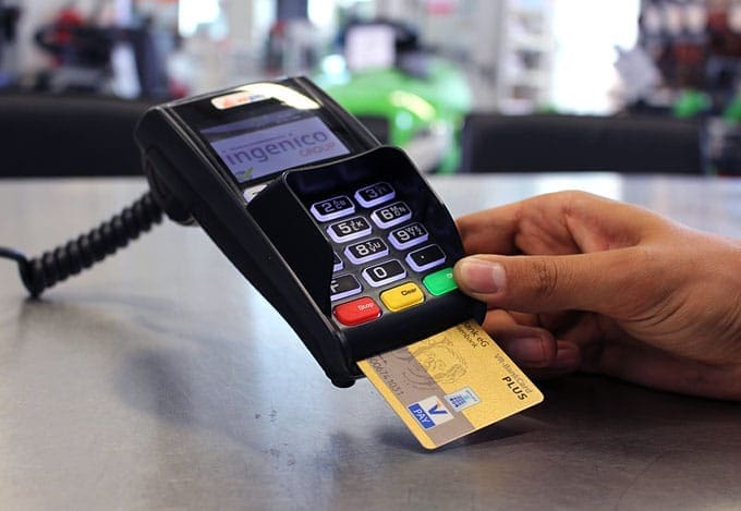 What will be the effects of becoming a cashless society?