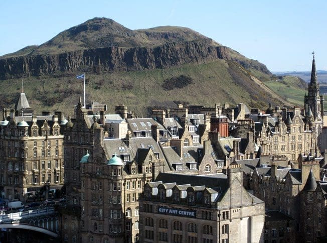 Five UK relocation ideas for millennials