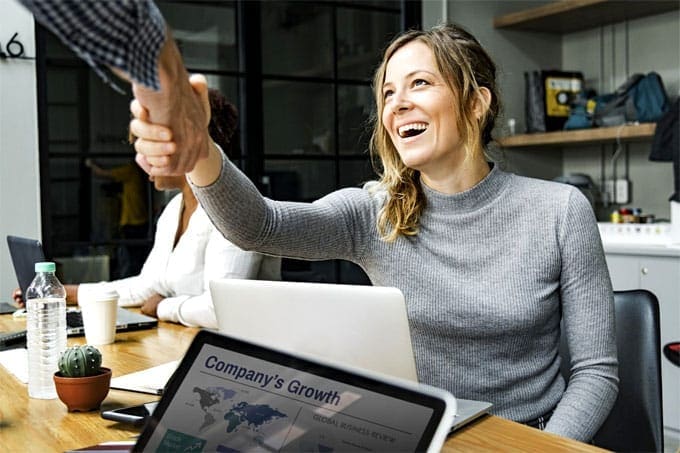 7 essential tips to land a job you love