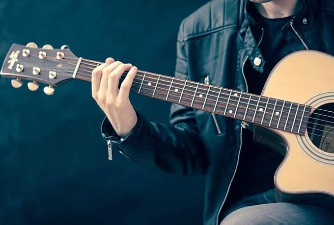 3 ways to supplement your income while working as a musician