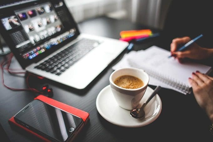5 Best Tools for UI/UX Designers