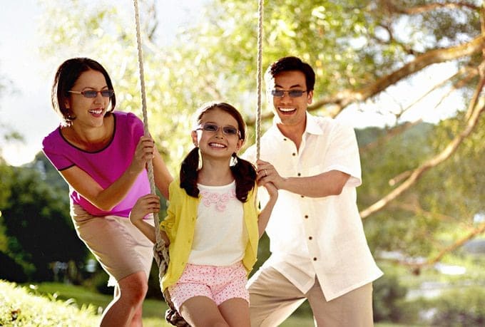 Top 3 reasons to protect your eyes from UV light