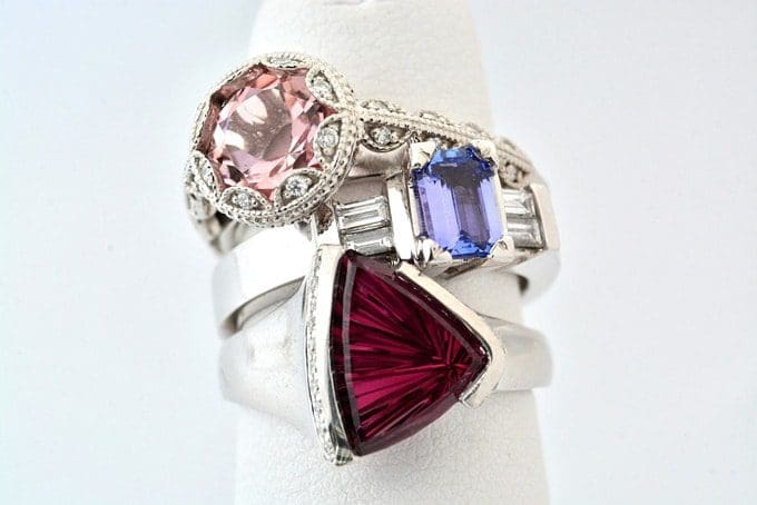 buying vintage jewelry