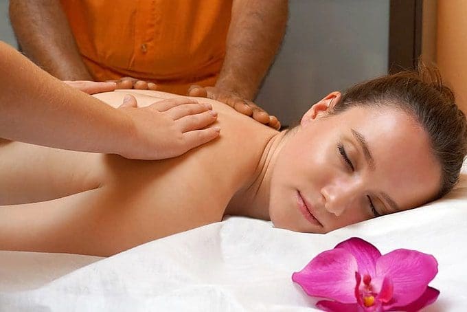 Everything you need to know about becoming a Beauty Therapist