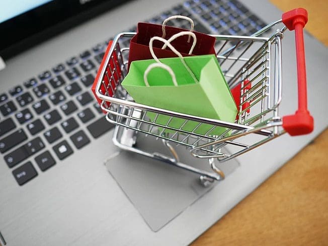 shopping online in 2020