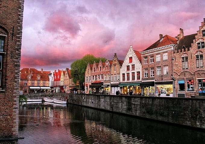 Top 5 reasons to move to Belgium