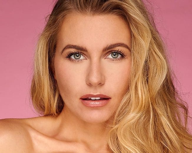 Actors Share Agent Tips on What to Wear for Actor Headshots