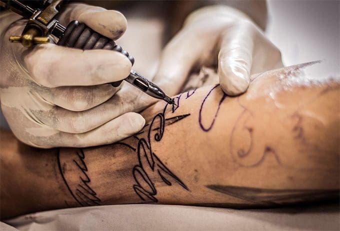 4 Effective Ways to Remove Your Permanent Tattoo