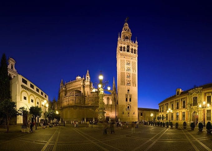 How to Make an Adorable Day Trip from Madrid to Seville