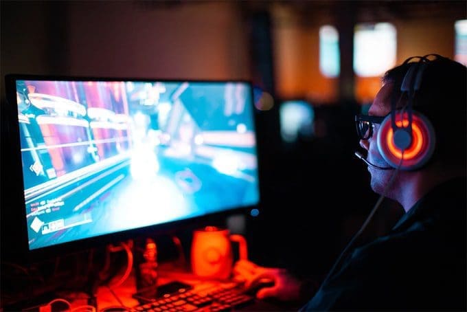 4 Awesome Fantasy Books For The Video Gamers