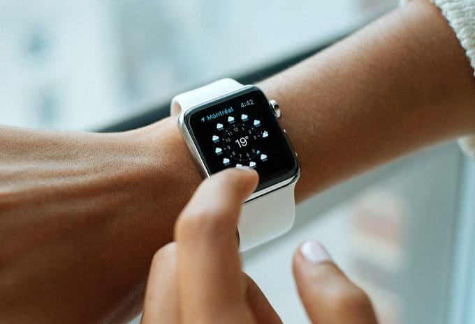 Top-Notch Accessories for the Watch Enthusiasts to Choose