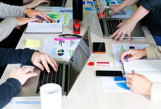 Maintaining a Side Hustle Today: What Should You Know?