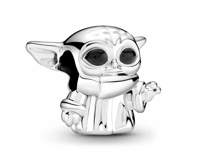 Bringing the Force with You In This Pandora Star Wars Collection