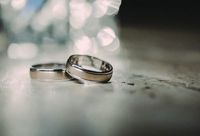 How to Pick an Engagement Ring