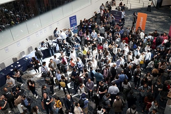 6 Attention-Grabbing Tips for Your Next Industry Event