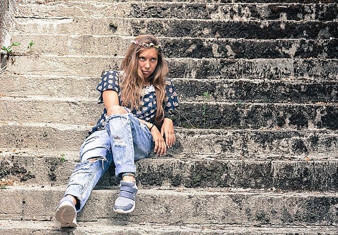 What Do You Wear with Boyfriend-Style Jeans?: 4 Dos and 4 Do-Nots