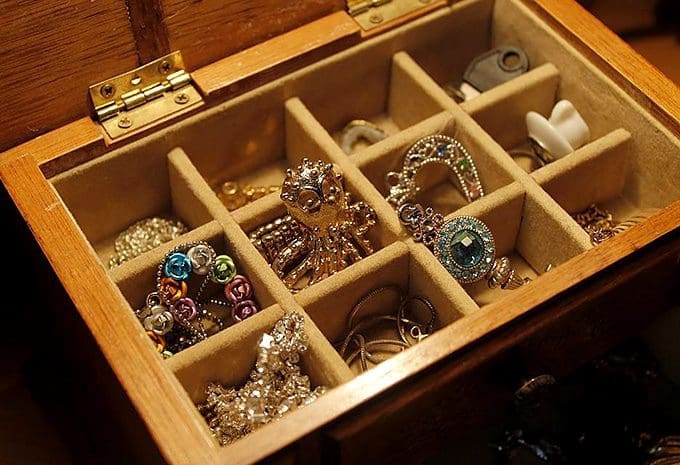 Simple Ways to Finding Your Jewelry Style