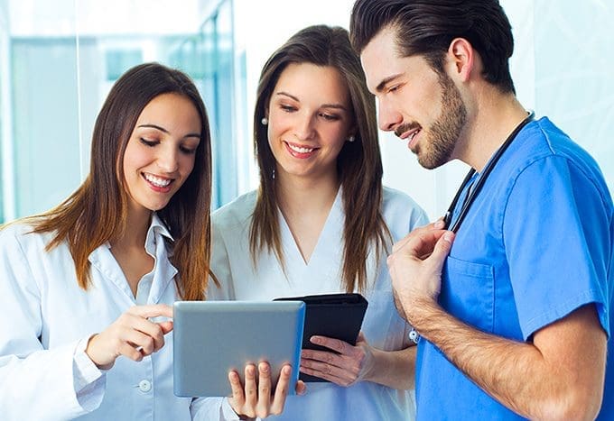 What is the Difference between Medicare vs Medicaid