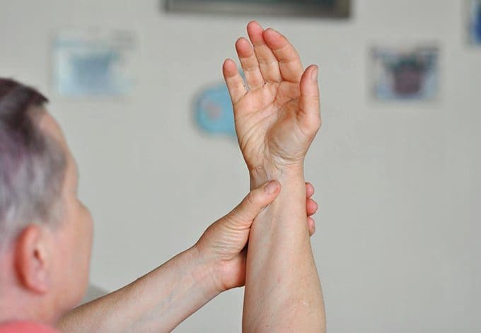 How to Use Vein Finder to Find Veins for Phlebotomy