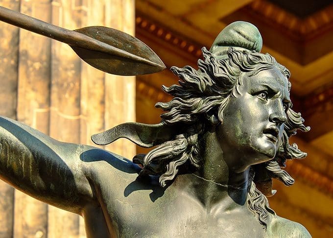 How Can You Tell If A Quality Sculpture Is Bronze?