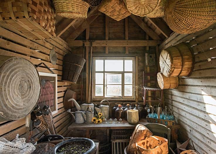 The Pros & Cons Of A Shed For Your Garden