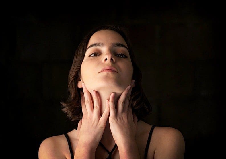 Pro Tips for a Defined Jawline 