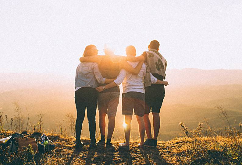 How to Choose the Perfect Destination for a Friendcation: Factors to Consider
