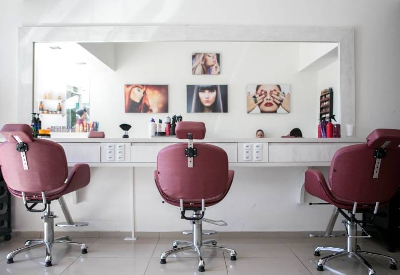 How To Set Up Your Own Beauty Salon