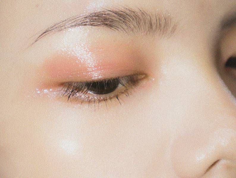 How To Keep Your Skin Looking Fresh And Tight