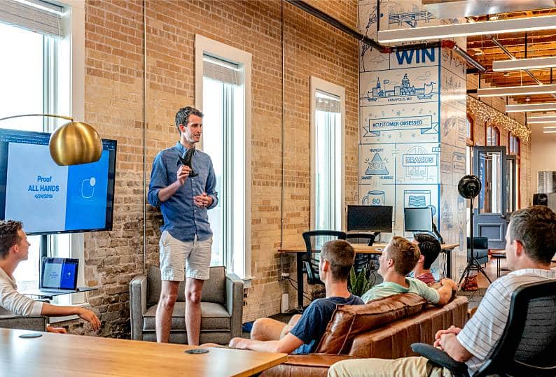 Master the Art of Fleet Connection: 6 Expert Strategies for Seamless Communication