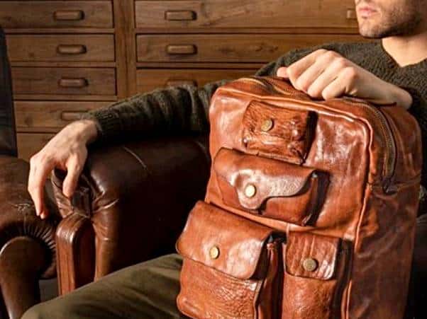 Leather Men’s Bags: A Blend of Style and Functionality