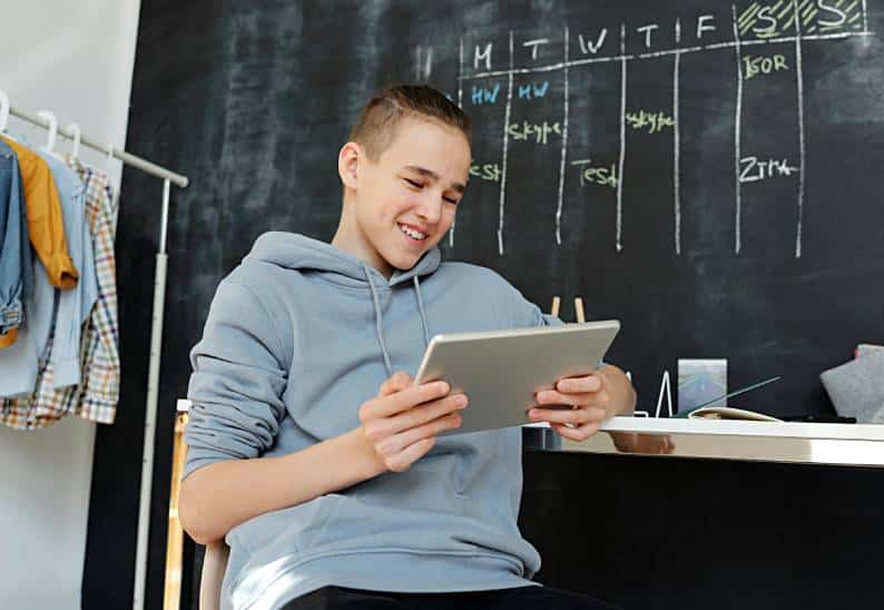 Increase Your Students’ Engagement In Online Courses: Smart Tips