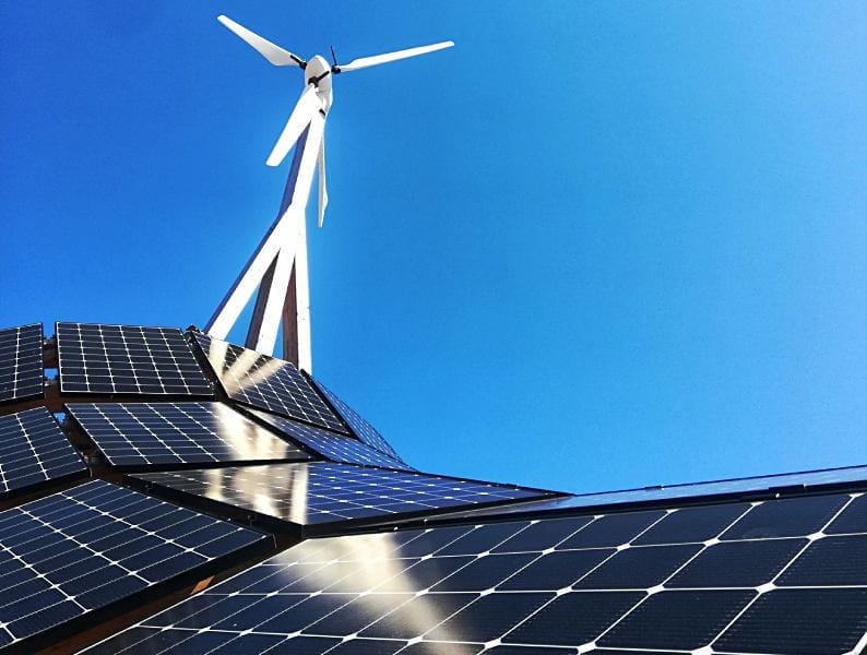 The Sustainability of a Glass Roof for Solar Panels