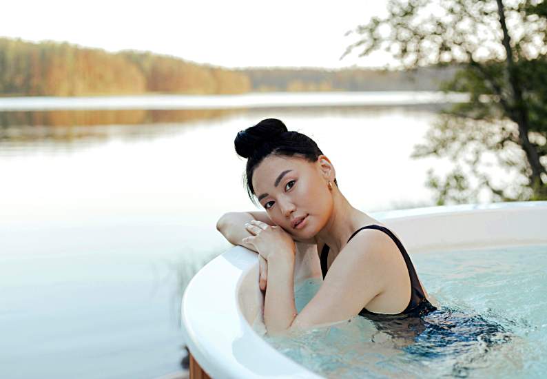 Getting Your Hot Tub Good And Ready For Those Colder Months