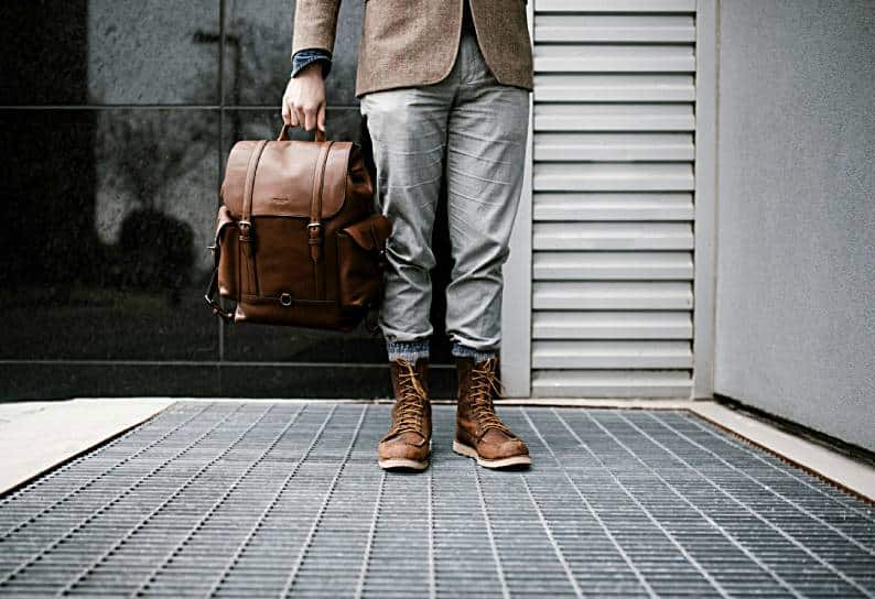 Satchel Bags vs. Backpacks: Which One is Better for Everyday Use?