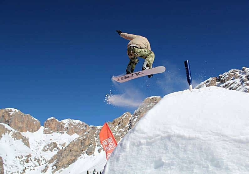 5 of the best resorts in France for snowboarding